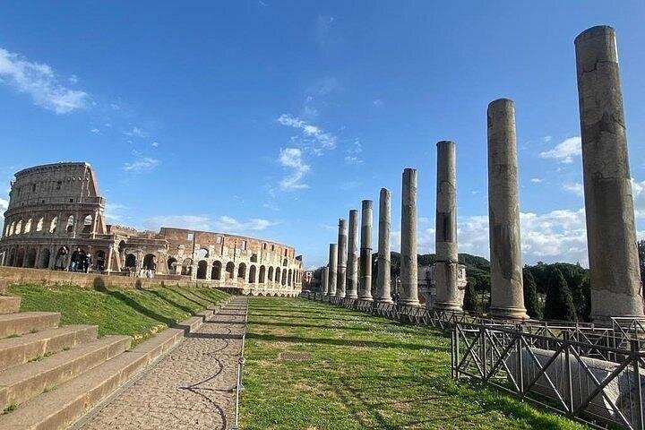 Colosseum, Palatine Hill & Roman Forum photo 2