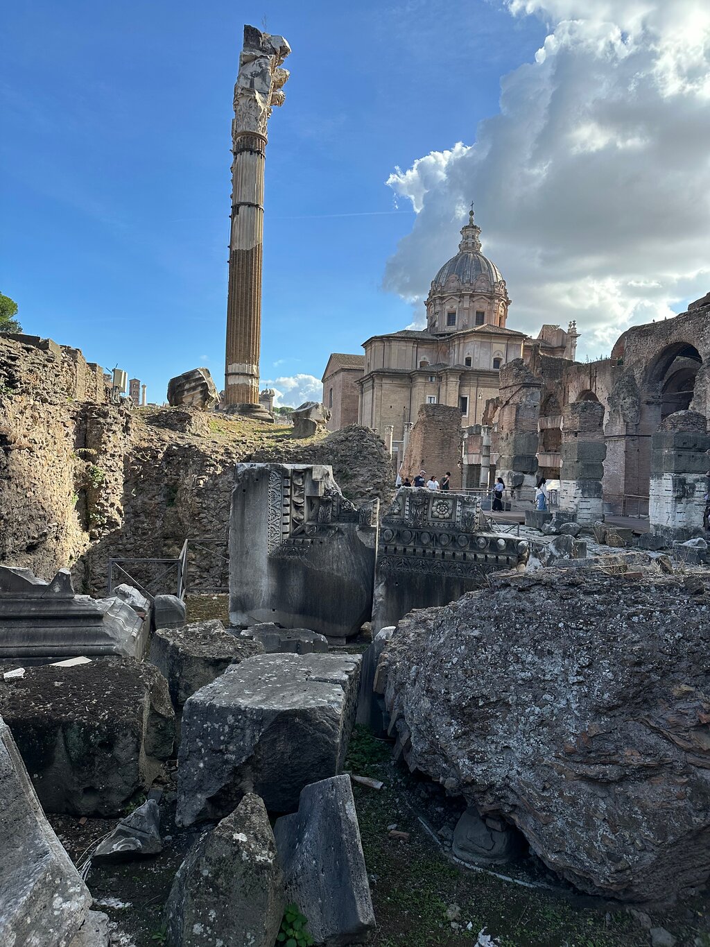 Colosseum, Palatine Hill & Roman Forum photo 3