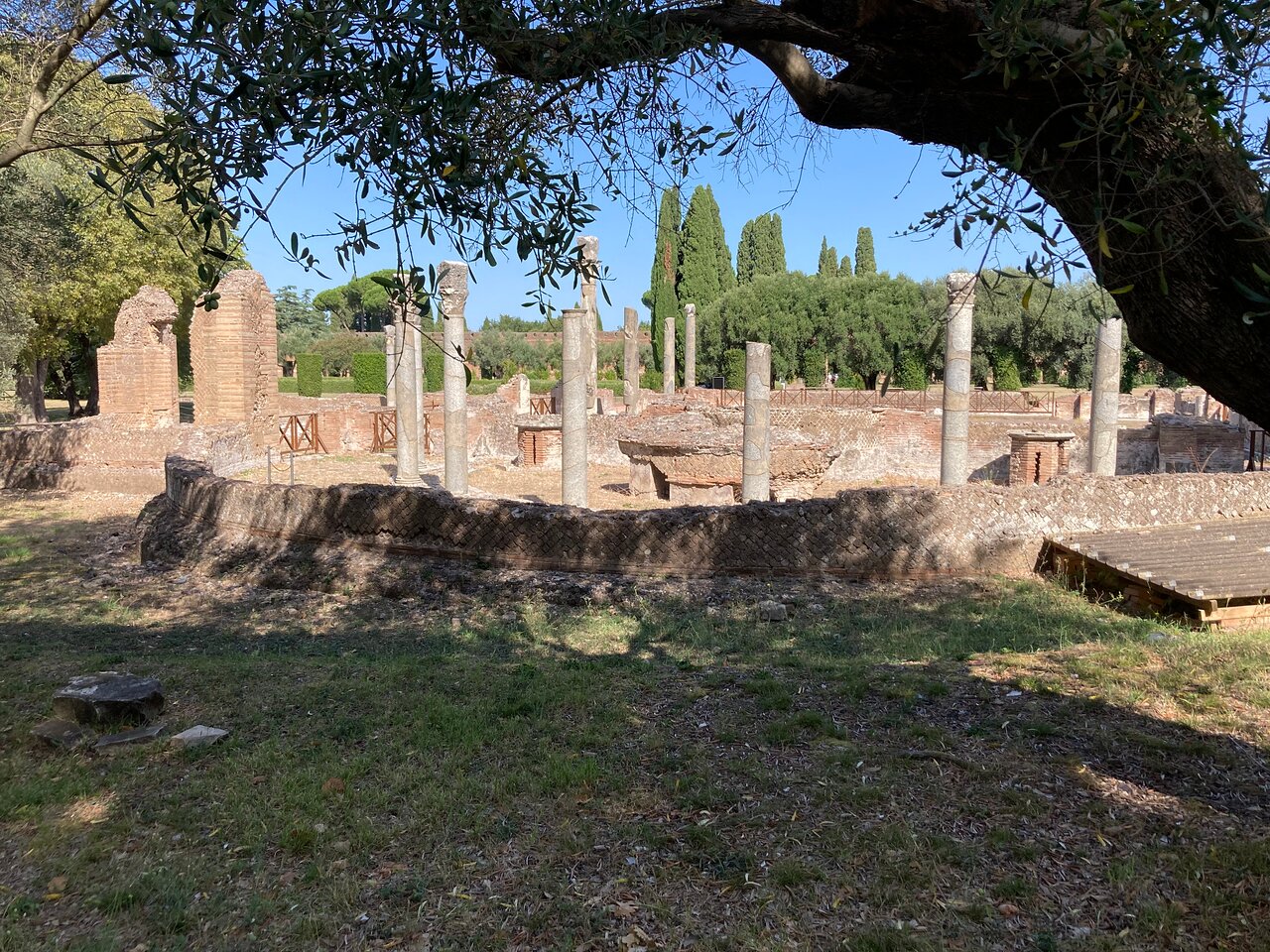 Visit Tivoli photo 2