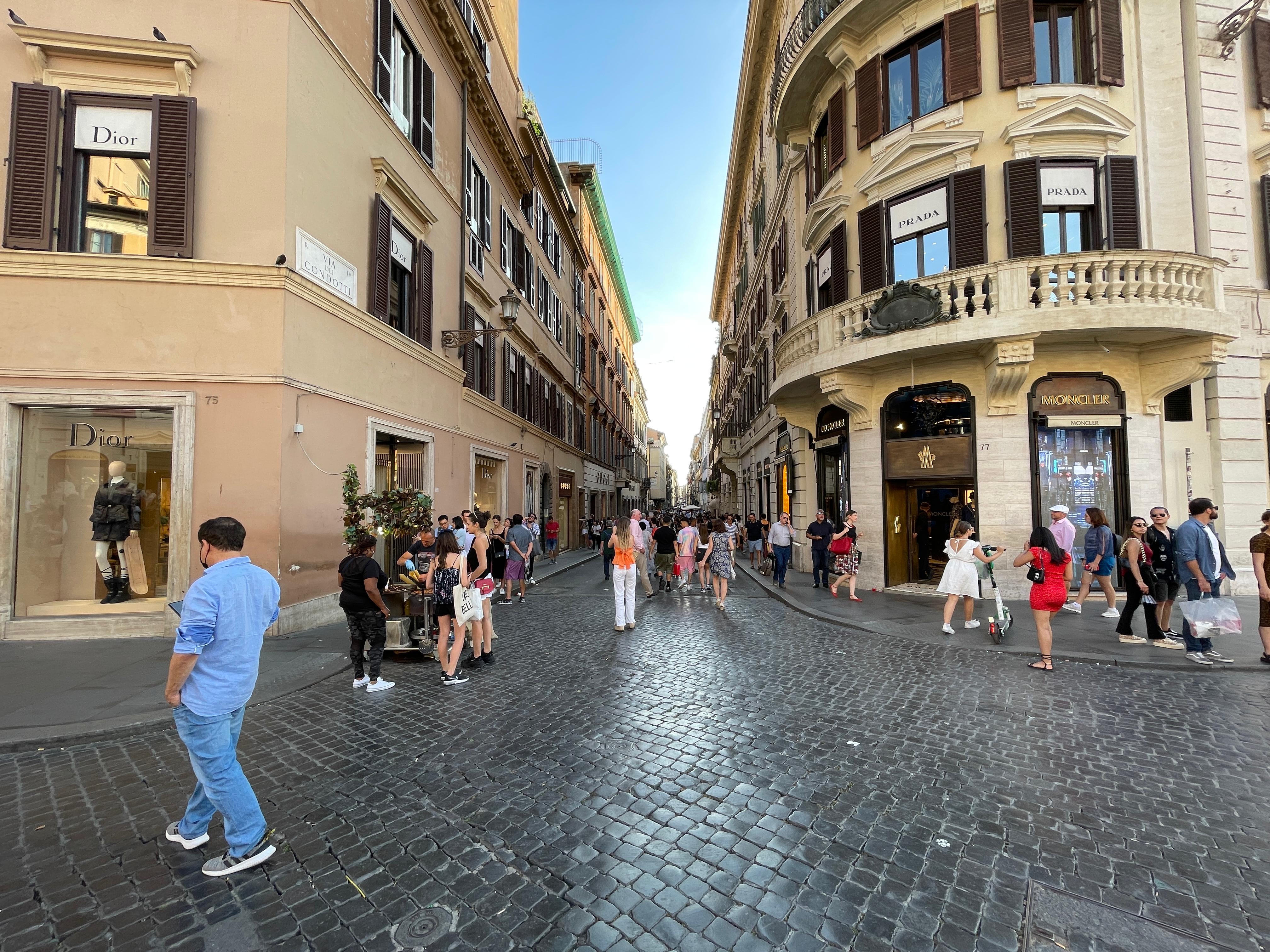 Walking Tour photo 3